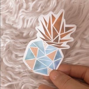 This is a very cute color of pineapple